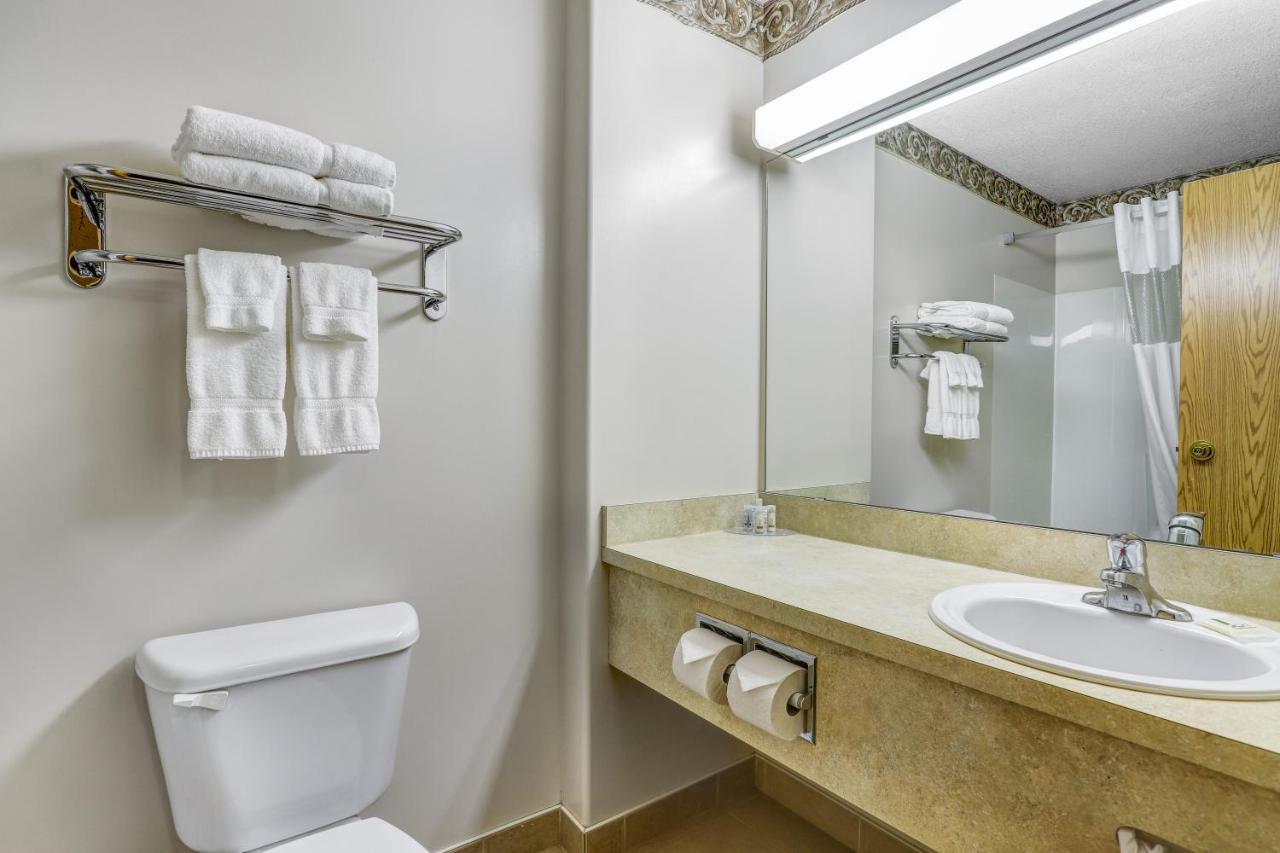 Days By Wyndham Hotel 3*