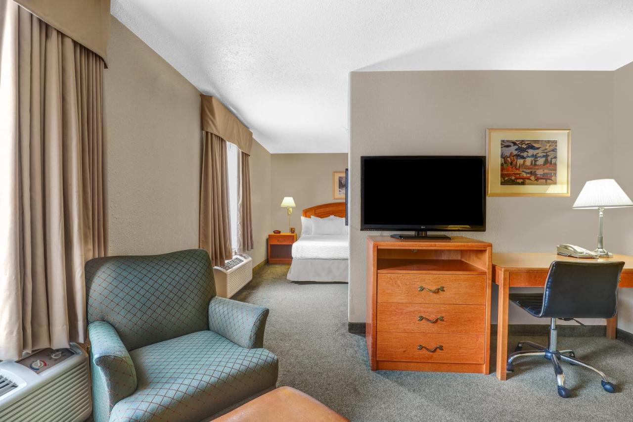Days By Wyndham Hotel