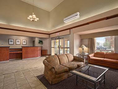 Hotel Days By Wyndham Red Deer