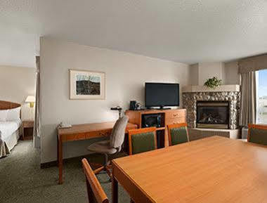 Days By Wyndham Red Deer